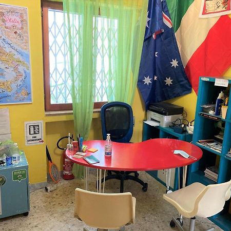 Olive Tree Hostel บารี ภายนอก รูปภาพ