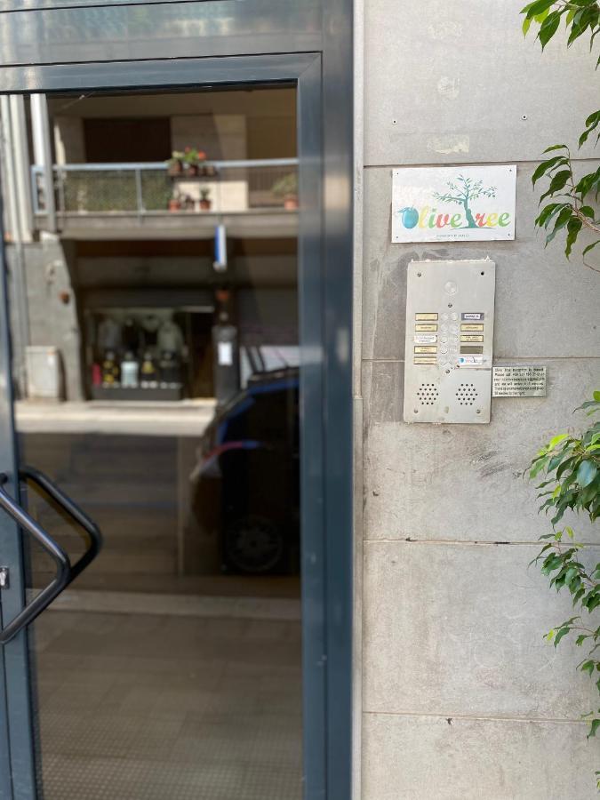 Olive Tree Hostel บารี ภายนอก รูปภาพ