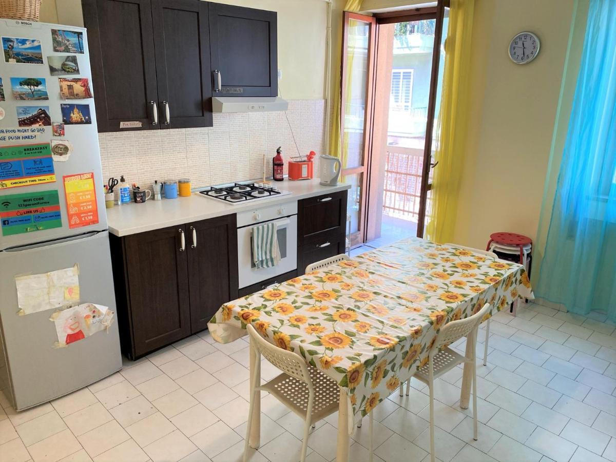 Olive Tree Hostel บารี ภายนอก รูปภาพ